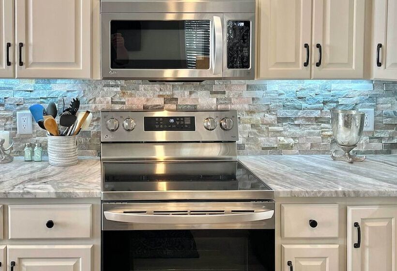 Santa Rosa Home W/ Pool Access   Half Mi To Beach!