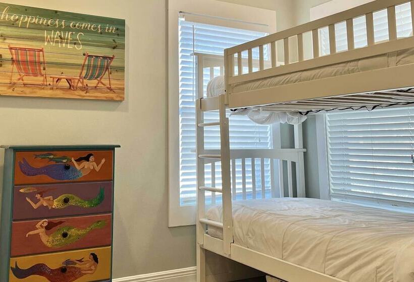 Santa Rosa Home W/ Pool Access   Half Mi To Beach!