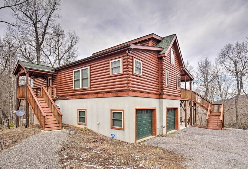 Secluded Black Mountain Cabin W/ On Site Pond!