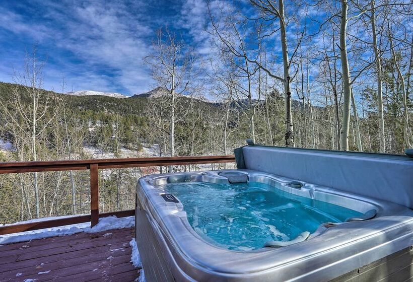 Secluded Divide Cabin W/ Hot Tub + Gas Grill!