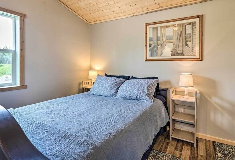 Secluded Kenai Peninsula Cottage In Ninilchik