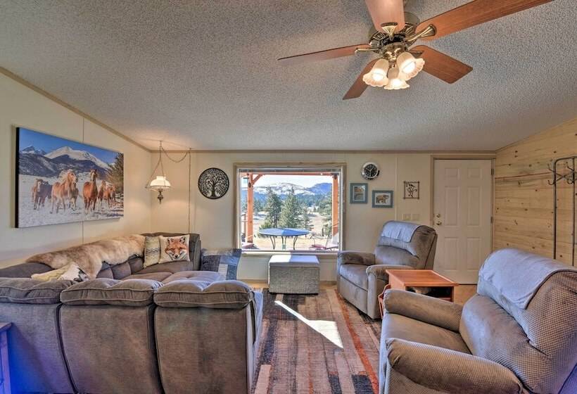 Secluded Mountain Retreat W/ Deck, Views & Hiking!