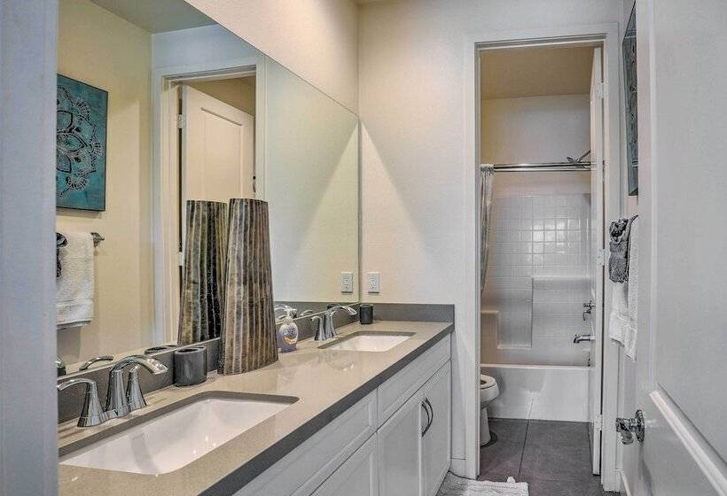 Serene Oasis   Lakeside Living: 6 Mi To Coachella!