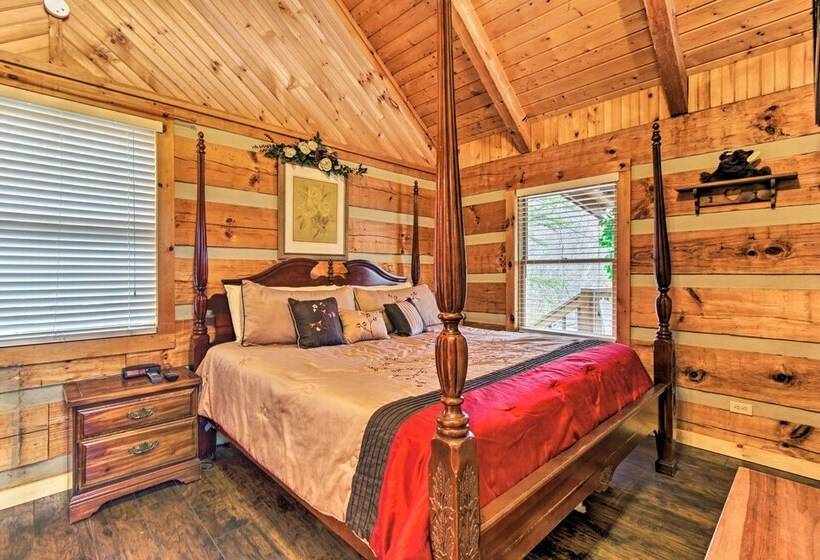 Sevierville Cabin W/ Private Hot Tub & Fireplace!