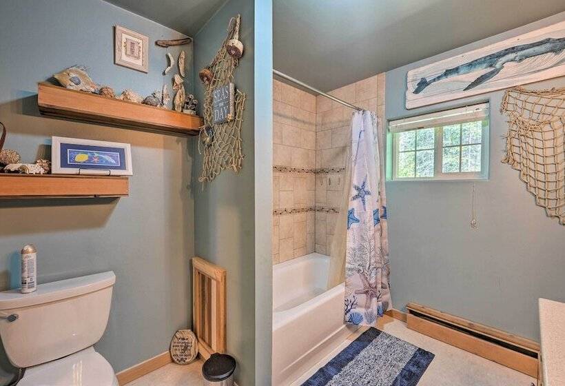 Single Story Soldotna Home Near The Kenai River!