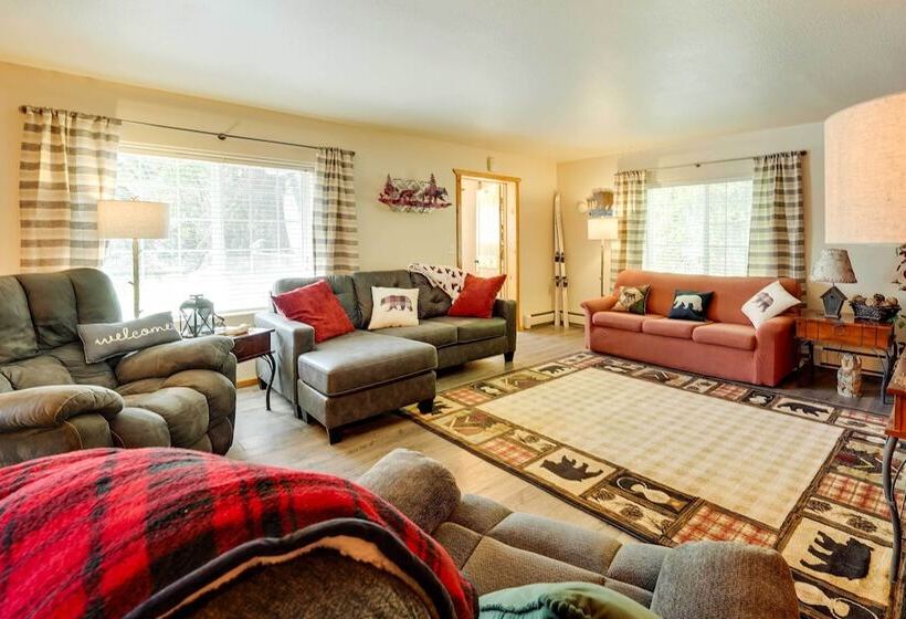 Single Story Soldotna Home Near The Kenai River!