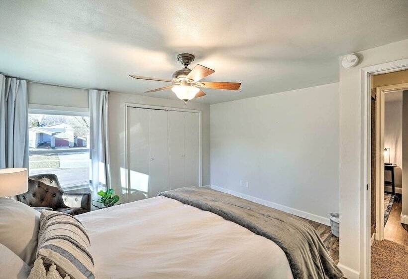 Sioux Center Split Level Home W/ Game Room!