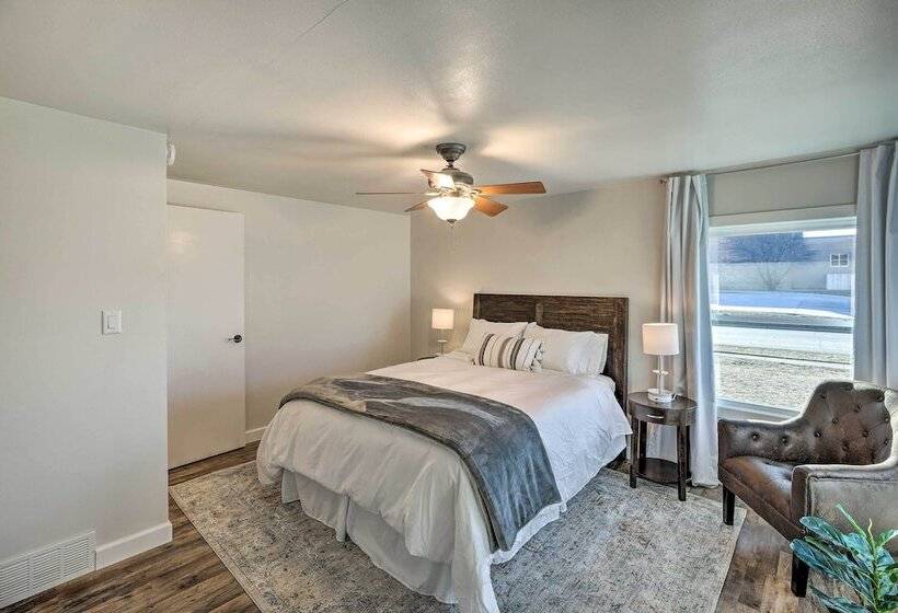 Sioux Center Split Level Home W/ Game Room!