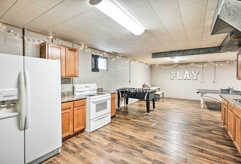 Sioux Center Split Level Home W/ Game Room!