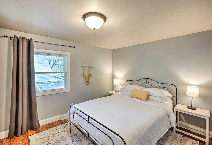 Sioux Center Split Level Home W/ Game Room!