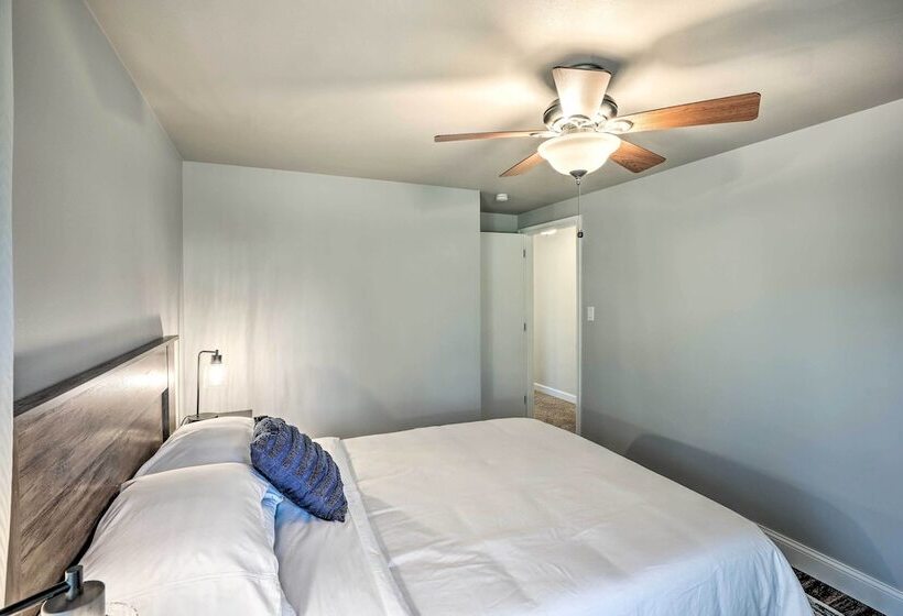 Sioux Center Split Level Home W/ Game Room!