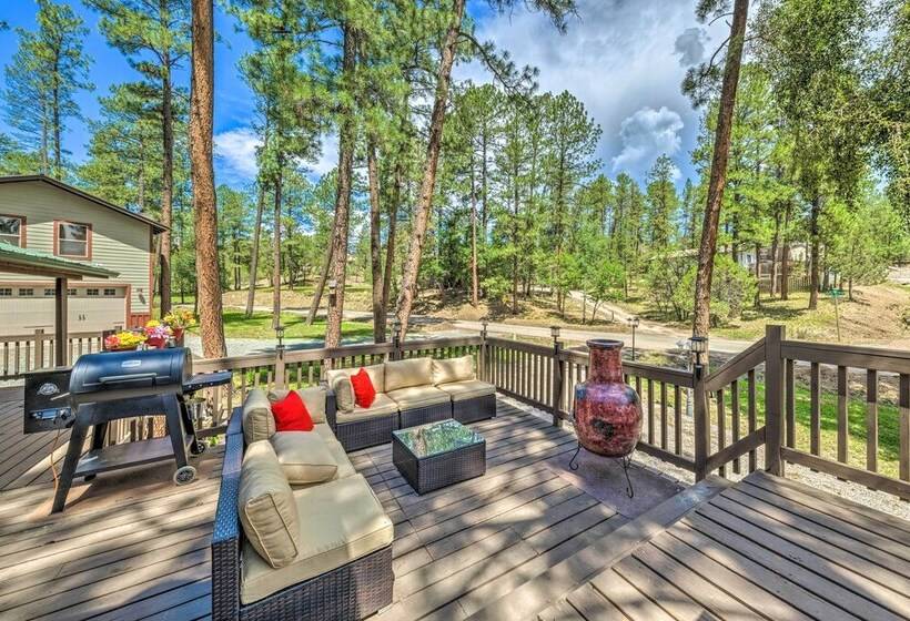 Sleepy Bear Cabin In Ruidoso: Deck & Yard Games!