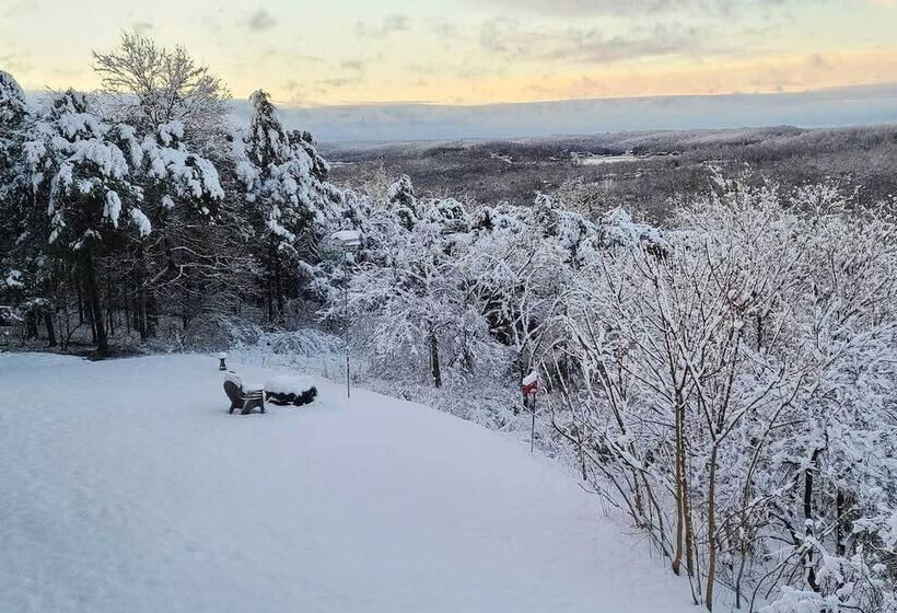 Soaring Heights W/ Sunset & Mountain Views