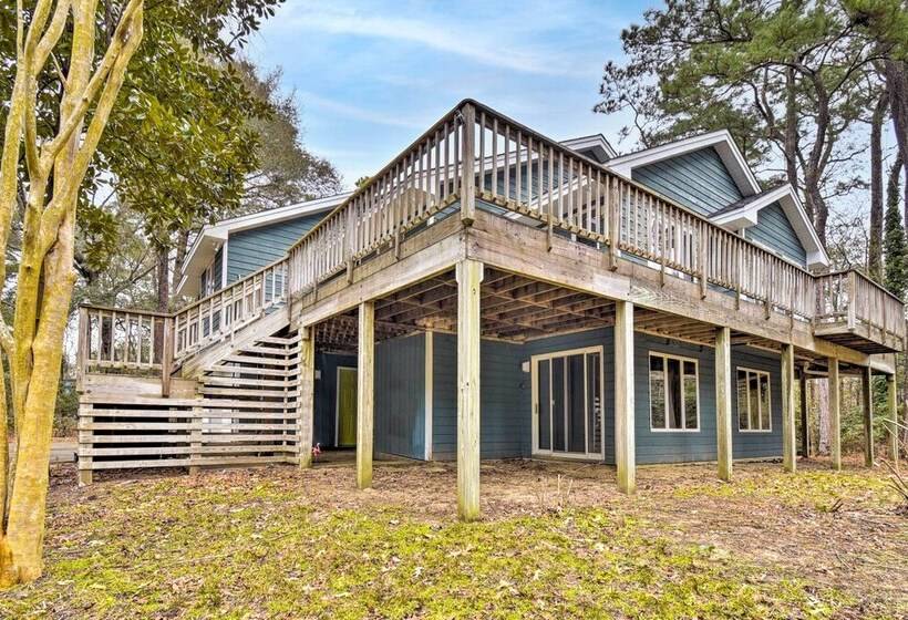 Southern Shores Family Retreat Mins To Beach!