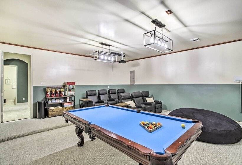 Spacious Cypress Home In Fairfield Community!