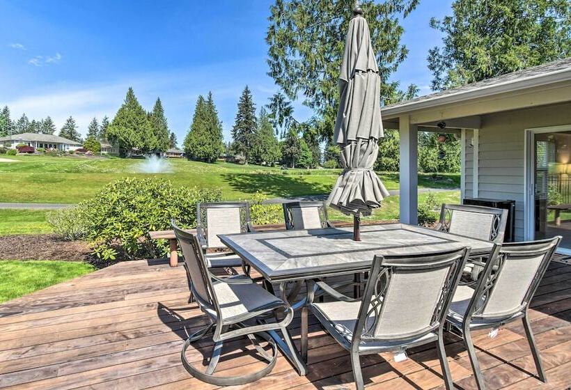 Spacious Family Home On Golf Course: Hike & Bike!