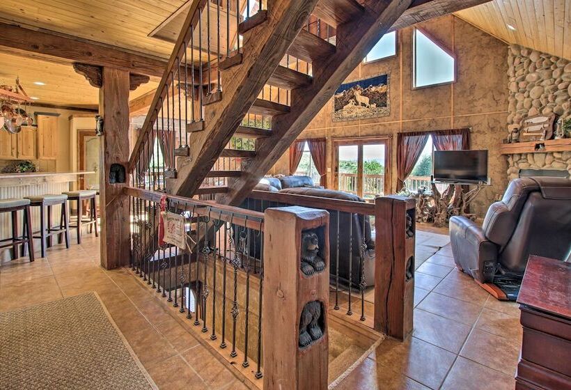 Spacious Fish Haven Cabin W/ Game Room + Deck!