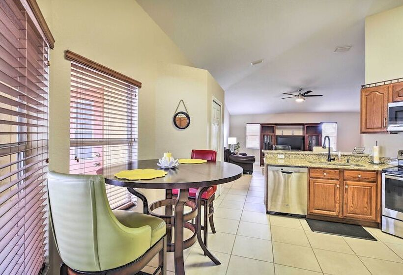 Spacious Florida Oasis Near Cape Coral Parkway