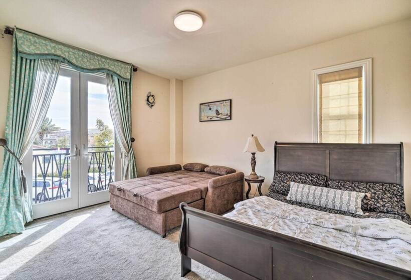 Spacious Home Near California Wine Country!