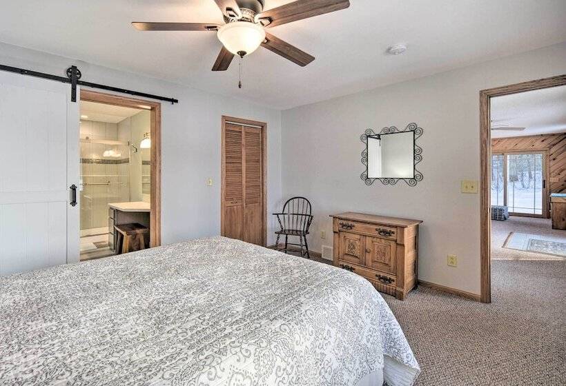 Spacious Home W/ Deck On Lake Chetek!