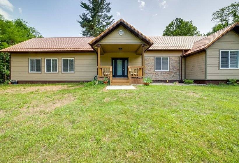 Spacious House On Half Acre < 3 Mi To Beach!