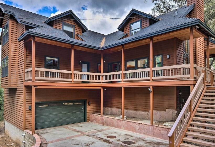 Spacious Pine Mountain Club Cabin W/ Fire Pit