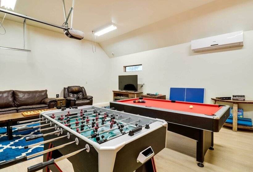 Spacious Pine Mountain Club Cabin W/ Fire Pit