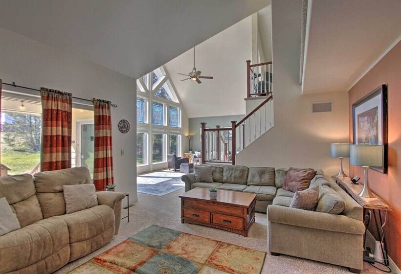 Spacious Port Angeles House W/ Hot Tub & Game Room