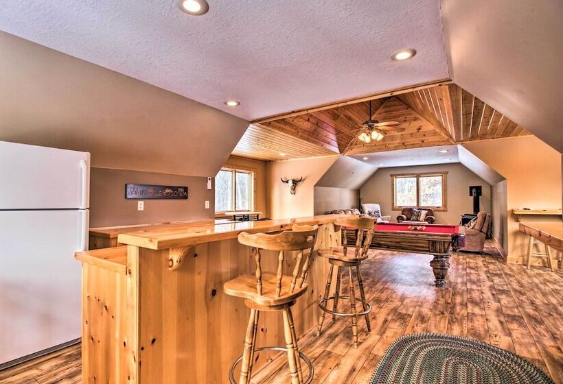 Stunning Crosslake Cabin W/ Deck And Lake Views!