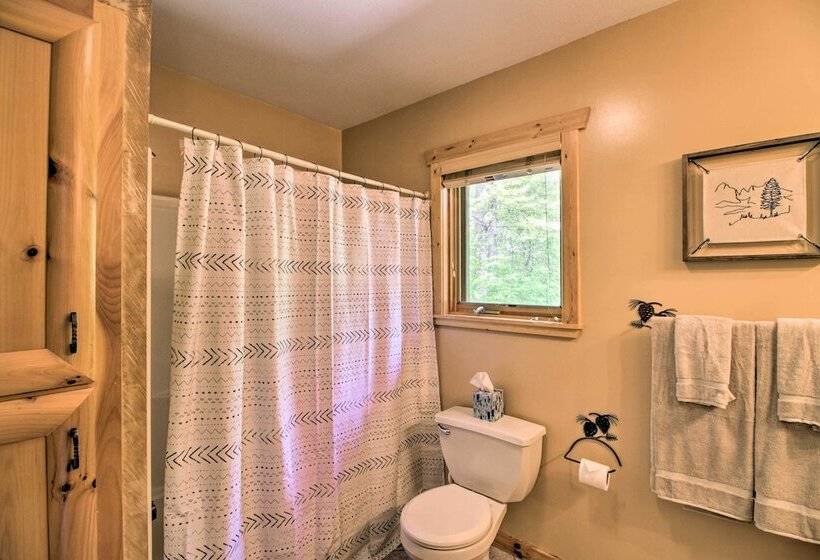 Stunning Crosslake Cabin W/ Deck And Lake Views!