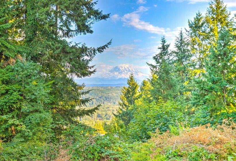 26 Mi To Mount Rainier, Game Room: Puyallup Oasis