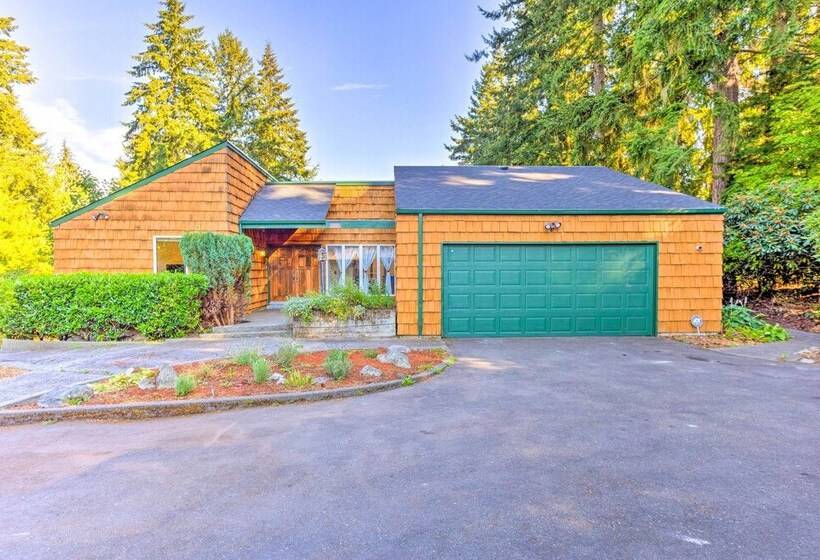 26 Mi To Mount Rainier, Game Room: Puyallup Oasis