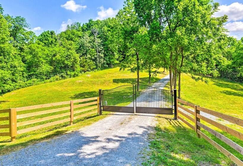 Stylish Franklin Cabin On 6 Private Acres!