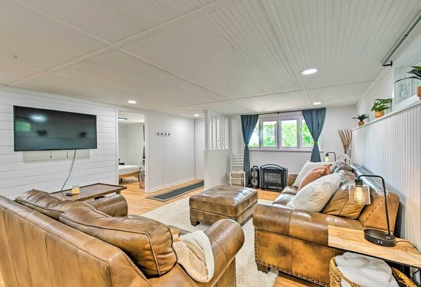 Stylish Franklin Cabin On 6 Private Acres!