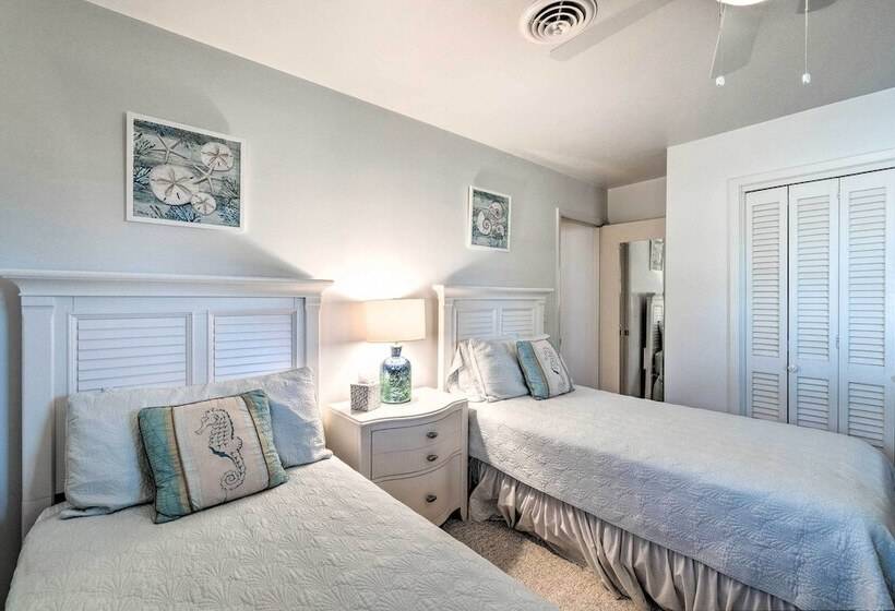 Sunny + Alluring Englewood Retreat W/ Dock!