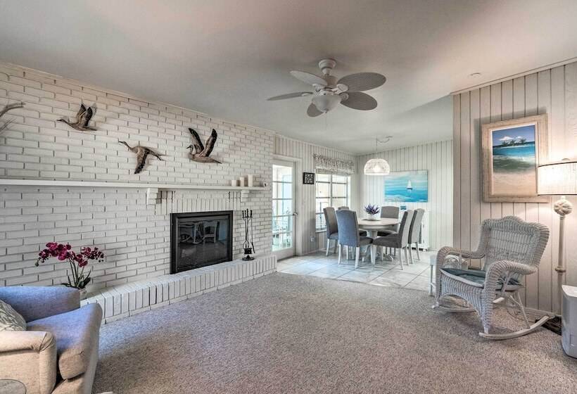 Sunny + Alluring Englewood Retreat W/ Dock!