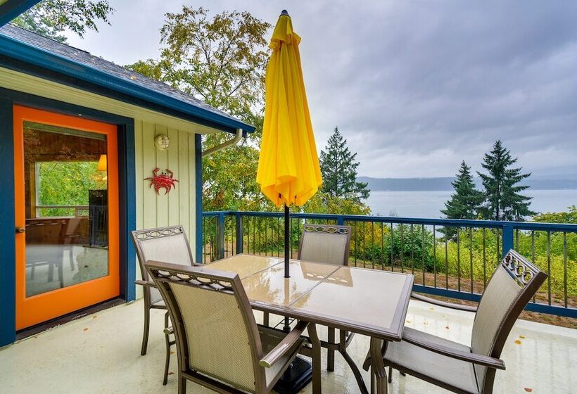 Tahuya Cabin: Hood Canal + Olympic Mountain Views!