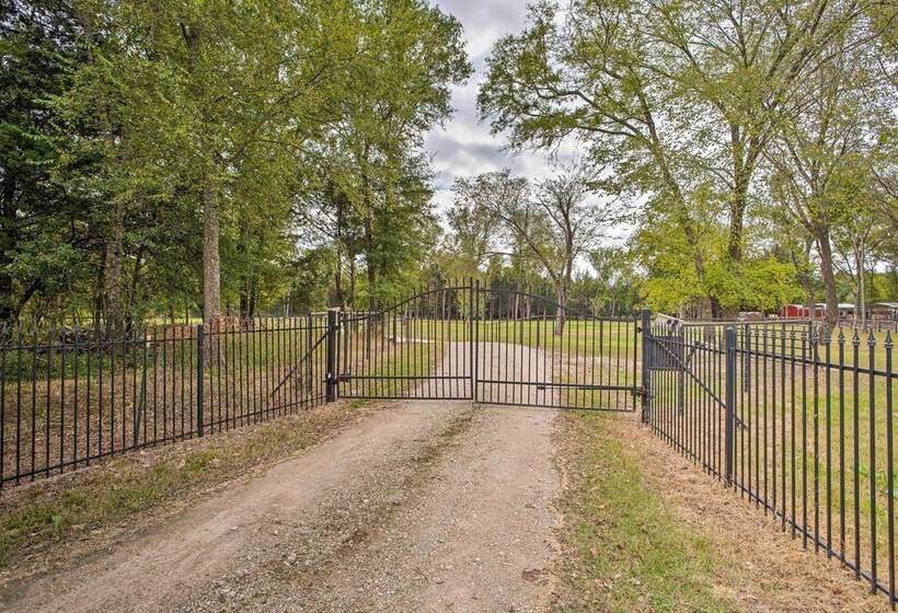 14 Acre Terrell Ranch Escape W/ Pool & Fire Pit!
