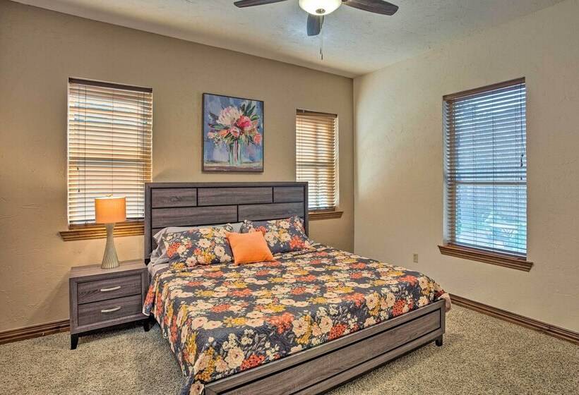 14 Acre Terrell Ranch Escape W/ Pool & Fire Pit!