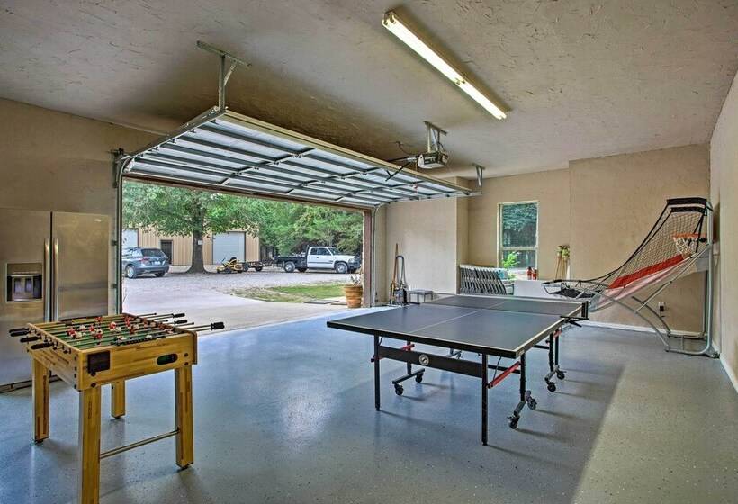 14 Acre Terrell Ranch Escape W/ Pool & Fire Pit!