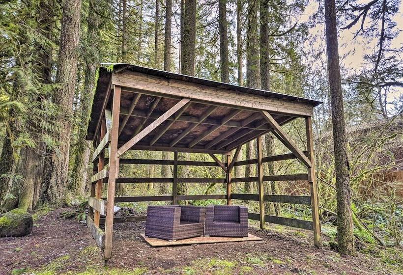 The Sundance Cottage W/ Patio   Near Mt Hood!