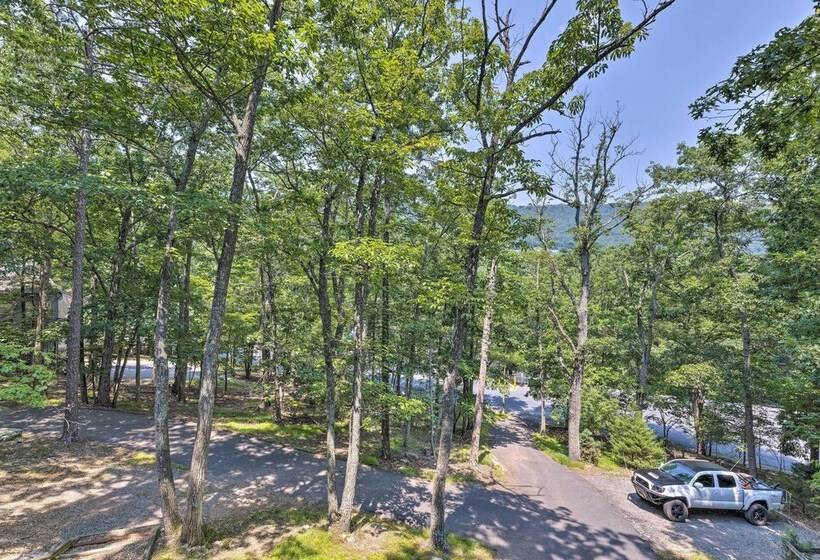 Top Shelf Home W/ Deck: 1 Mi To Ski Slopes!