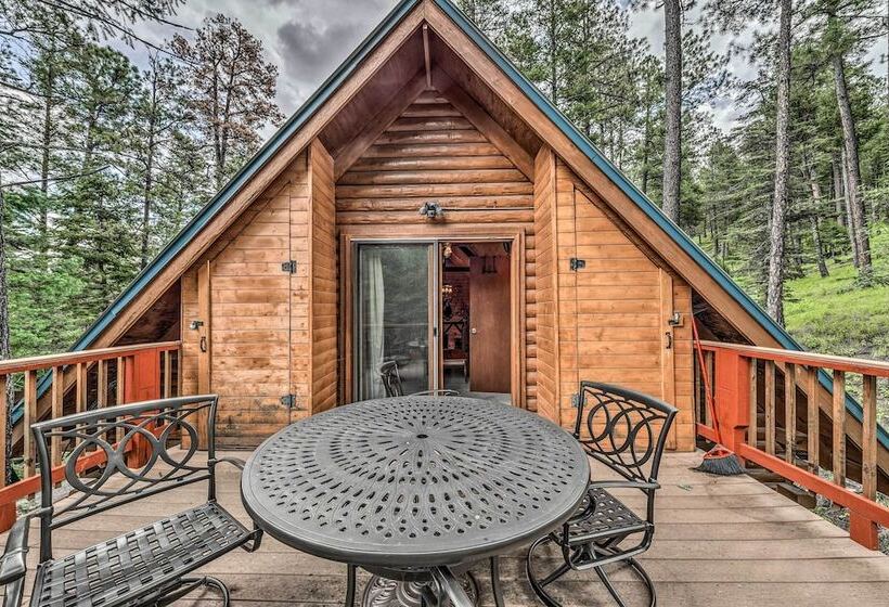 Tree Lined  Polly S Perch  W/ Mountain Views!