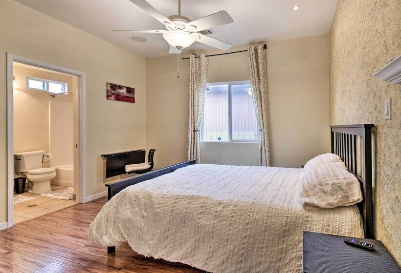 Updated Bay Area Abode Near Beach & Dtwn Sf!