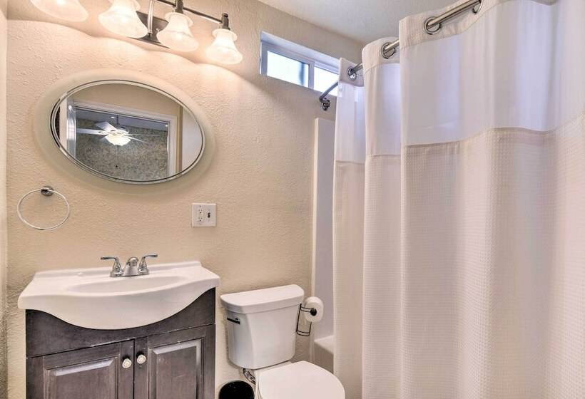 Updated Bay Area Abode Near Beach & Dtwn Sf!