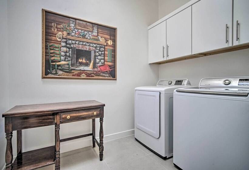 Upper Valley El Paso Home W/ Hiking Access On Site