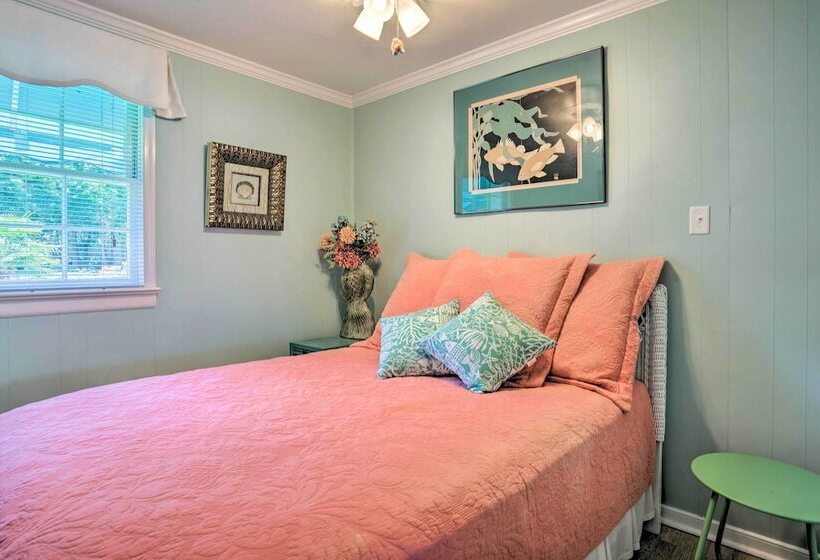 Urbanna Waterfront Retreat: Pier & Gas Grill!