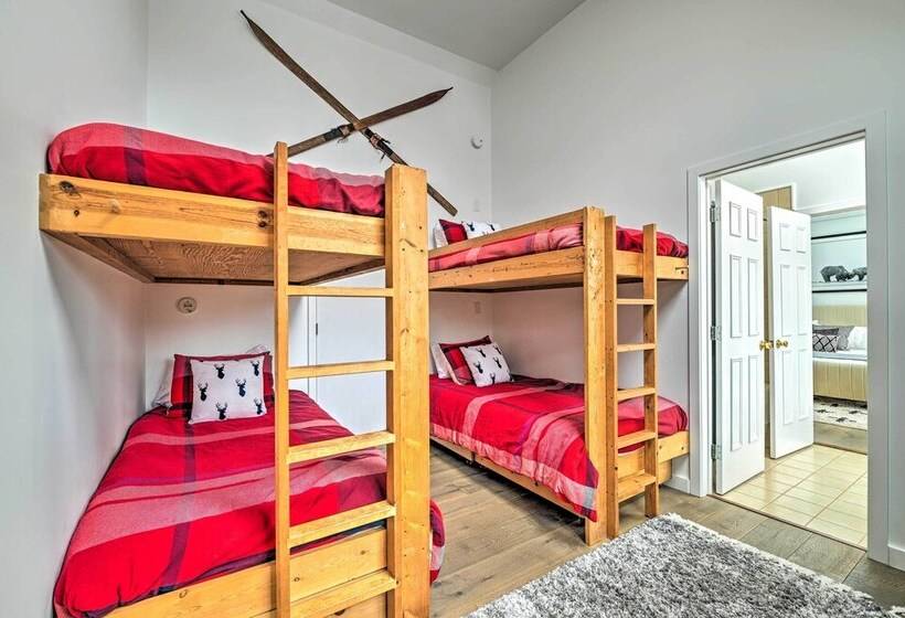 Vermont Ski Chalet ~ 5 Mi To Magic Mountain