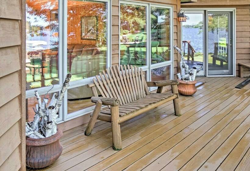 Waterfront Crosslake House: Private Dock & Beach!