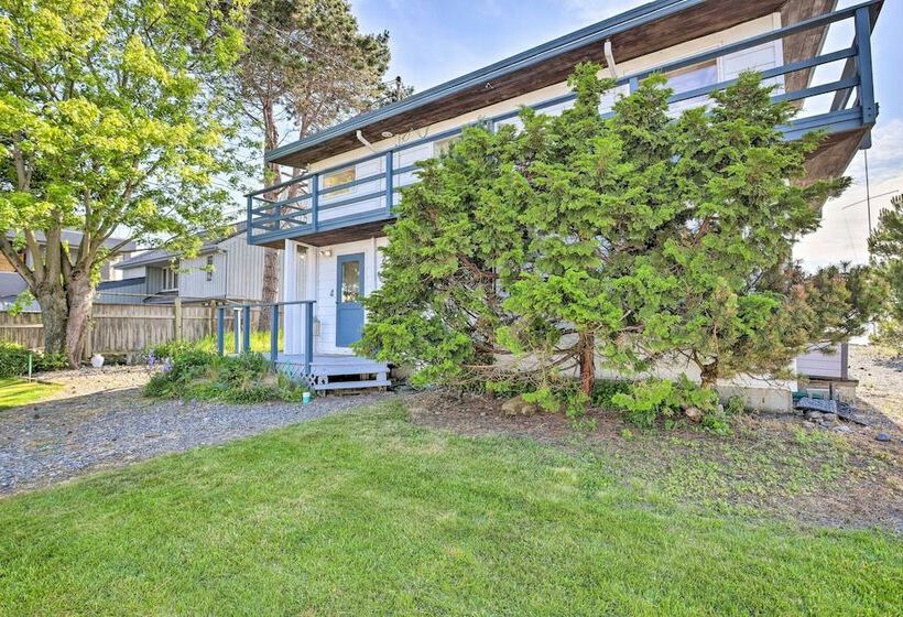 Waterfront Ferndale Home: Deck + Beach Access
